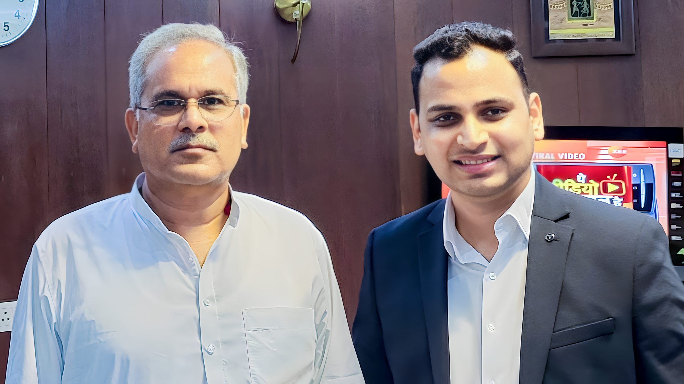 Lithvik Mukesh Sharma is photographed with Bhupesh Baghel at a Delhi engagement